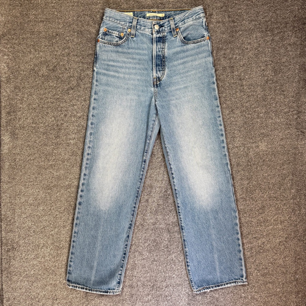 Levi's Premium Ribcage Straight Jeans W26 L29 Light Wash Blue High Rise